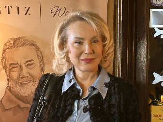 PRIČALO SE DA IM JE BRENA RASTURILA BRAK Podarila mu je sina, a on je vrlo brzo oženio pevačicu