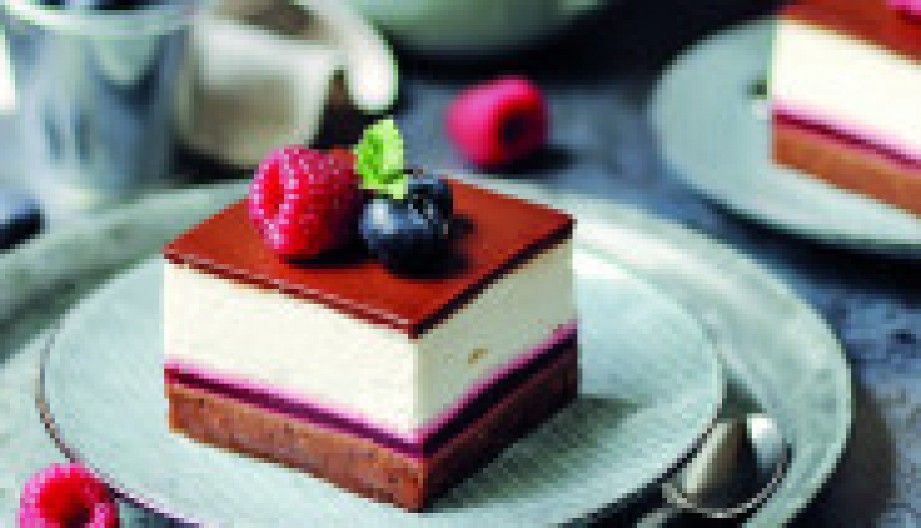 LEDENE KOCKE SA ŠUMSKIM VOĆEM I lede i slade, a uspevaju i početnicima