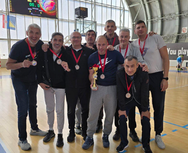 MEDALJA ZA SRBIJU Veterani "4K" Priština briljirali, bronza sija kao zlato