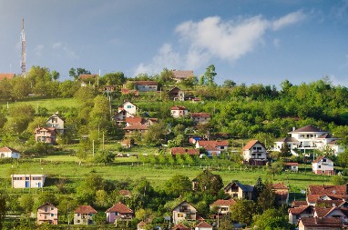 Srbin daje celo imanje i kuću “u bescenje”: Evo šta novi vlasnik dobija za 11.000 evra