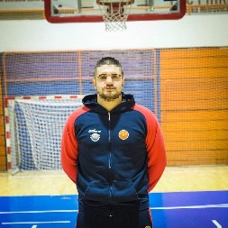 OVO JE MARKO (26) KOJI JE NASTRADAO U UDESU NA IRIŠKOM VENCU Izgubio kontrolu nad autom, pa se zakucao u kamion