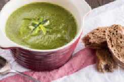 ZELENA ČORBA Zdrava i ukusna, puna vitamina, a krepi organizam u trenu