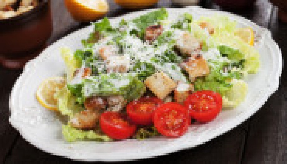 CEZAR SALATA Priprema se brzo i lako, a osvaja od prvog zalogaja, po receptu bez mane