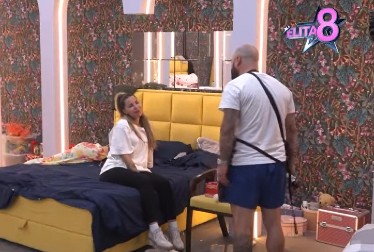 ANELI JECA NA SAV GLAS! Luka je ponovo doveo do tačke pucanja, doživela nervni slom, trese se sve (FOTO)