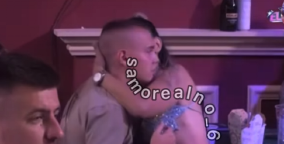 ANELI SPOPALA DAČU (21) Javnost u šoku zbog njenog ponašanja na žurci, ovo niko nije očekivao! (VIDEO)