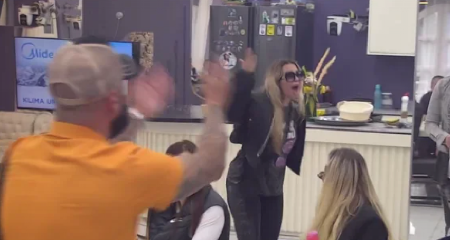 "DOĐE MI SAD DA UZMEM LEKOVE I DA SE UBIJEM" Nervni slom Aneli Ahmić, zgrozila gledaoce: "Tresem se cela"