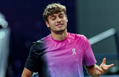 FAVORIT PRETRPEO DEBAKL Veliko iznenađenje pred Rolan Garos