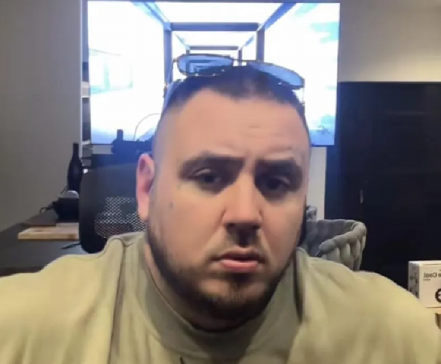 "ODVELA JE DETE IZ DRŽAVE BEZ MOJE SAGLASNOSTI" Filip uzvraća brutalno Aleksandri nakon njenih stravičnih tvrdnji, skandal epskih razmera