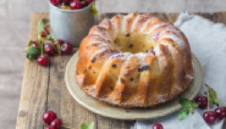 SOČNI KUGLOF SA VIŠNJAMA Prolećni desert koji će vas oboriti s nogu, za sve važne događaje