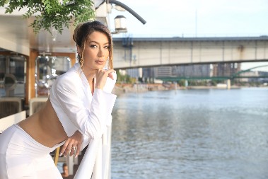 OVO JE BOGATSTVO TEE TAIROVIĆ Više od milion evra uložila u stanove, evo šta sve poseduje