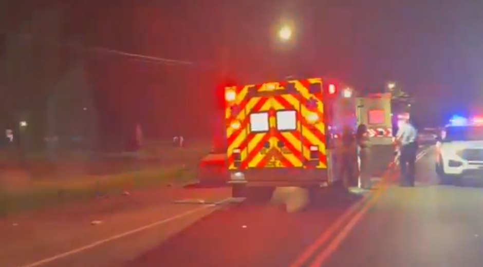 MASOVNA PUCNJAVA U FILADELFIJI Pogođeno 11 ljudi, najmanje dvoje mrtvih, tinejdžeri među ranjenima! (VIDEO)