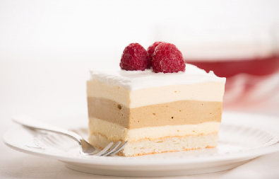 TORTA SA KAFOM I LEŠNICIMA Očaravajuća poslastica koja će vas oboriti s nogu čim je probate