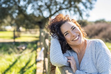 MIRA SKUNULA BURMU I SAD LJUBI MLAĐEG "Imam 56, on 36 – i zove me 'lepotice', neka me pljuju, ja sam sebi vratila život!"