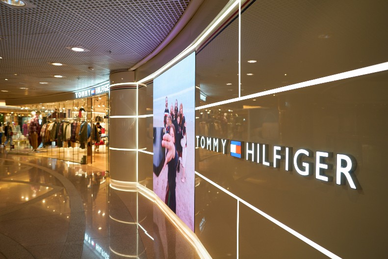 TAJNA USPEHA Kako je Tomi Hilfiger uz ulaganje od 200.000 dolara osvojio modni svet