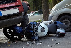 HEROJSKI ČIN VATROGASCA ODUŠEVIO REGION Spasio život povređenom motociklisti, cela zemlja se digla na noge da ga nađe!