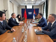 KINESKO-SRPSKI ODNOSI NA ISTORIJSKOM VRHUNCU Mali sa Li Mingom o jačanju saradnje dve zemlje