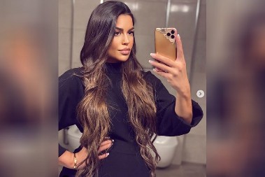 "POSTPOROĐAJNA DEPRESIJA NE POSTOJI" Dijana napustila Srbiju, a zbog jedne izjave izazvala je bes kod žena, komentari su se nizali