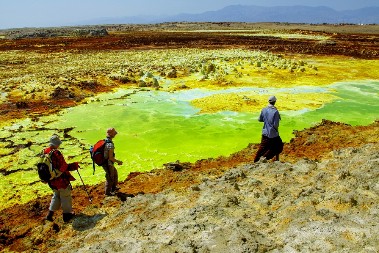 NIJE ZA ONE SA SLABIM SRCEM Živo tlo, a zemlja je toliko vruća da biste mogli jaje da skuvate