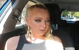 "DOBIJAM PORUKE PUNE MRŽNJE, VREĐANJA, PRETNJE"  Ava Karabatić prolazi kroz pakao, a otac joj pred smrt jedno zabranio!