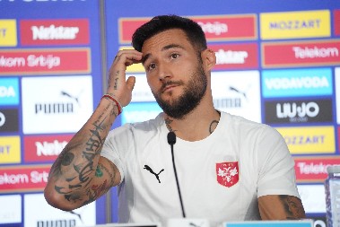 OCRTALI SE SVI MIŠIĆI CECINOG ZETA! Nemanja Gudelj pokazao i više nego što je hteo (FOTO)