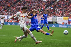 "ZAMRZNUTO" POLA MILIONA EVRA KOJE ZVEZDA ČEKA Nemci zatežu, ovo je pravi razlog