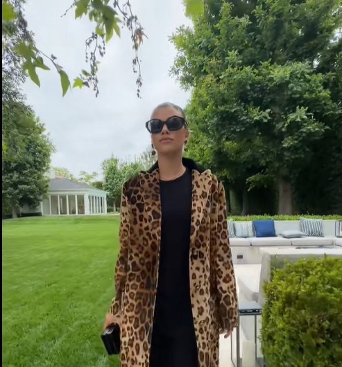 SVI ŽELE DA IMAJU USNE KAO ONA Sofija Riči pokazala kako dobije prirodno pun izgled i oduševila žene