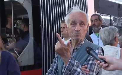 BEOGRAĐANI BESNI ZBOG HAOSA BLOKADERA "Znamo da goveda imaju rogove, ali ovo su goveda bez rogova!" (VIDEO)