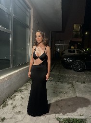 NAKON ŠTO JE SAHRANILA MUŽA U 31. GODINI, PEVAČICA DOŽIVELA JOŠ JEDAN GUBITAK: "Volim te zauvek, anđeli neka te čuvaju"