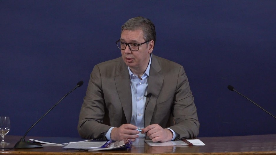 USKORO IDEMO NA USVAJANJE ALIMENTACIONOG FONDA: Predsednik Vučić: Imaćemo povećanje plata i penzija