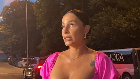 "MUŽ I JA SE NE SLAŽEMO" Mia Borisavljević šokirala priznanjem, na proslavu stigla u besnoj mašini! (VIDEO)