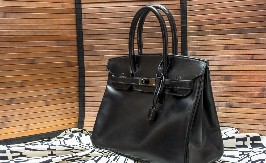 TORBA SKUPLJA OD STANA Originalna Hermès Birkin ide na aukciju – očekuje se cena od više stotina hiljada evra