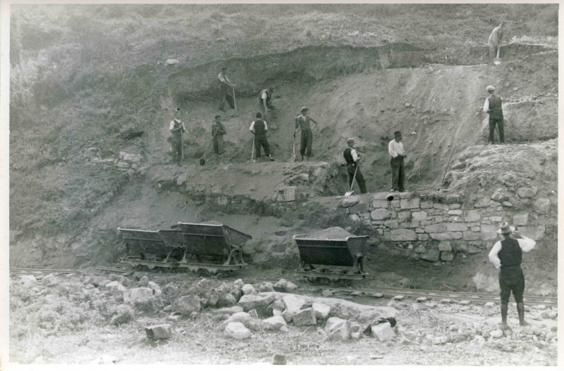 ZANIMLJIVA IZLOŽBA OTVARA SE U NARODNOM MUZEJU Postavka o arheologiji tokom Drugog svetskog rata predstavlja originalne predmete i fotografije