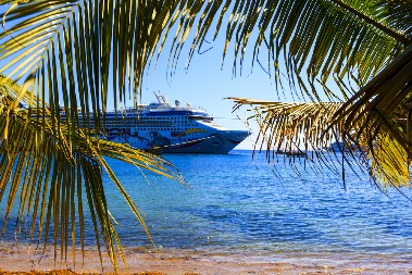 RAJ ZA MILIONERE Tajni grad sa naoružanim stražarima u kome živi oko 200 ljudi (VIDEO)
