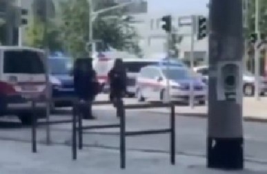 KOBRE PO ŠKOLI NALAZE SVE VIŠE ŽRTAVA Broj ubijenih u Gracu porastao na devet, objavljeni prvi snimci (VIDEO)