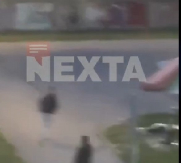 (UZNEMIRUJUĆI SNIMAK) OBJAVLJENE SCENE IZ UČIONICE U ŠKOLI U GRACU Vatra otvorena u toku MATURSKOG ISPITA