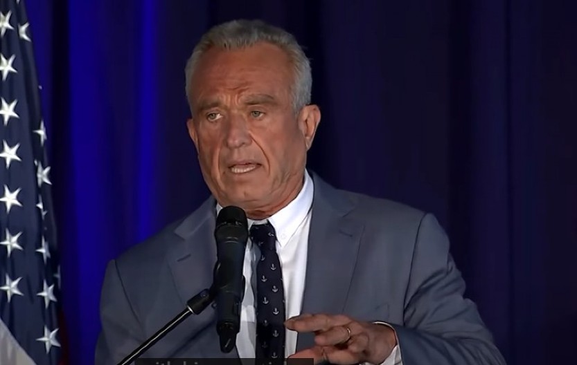 RESET SISTEMA: Trampova administracija preuzima kontrolu nad pelcovanjem