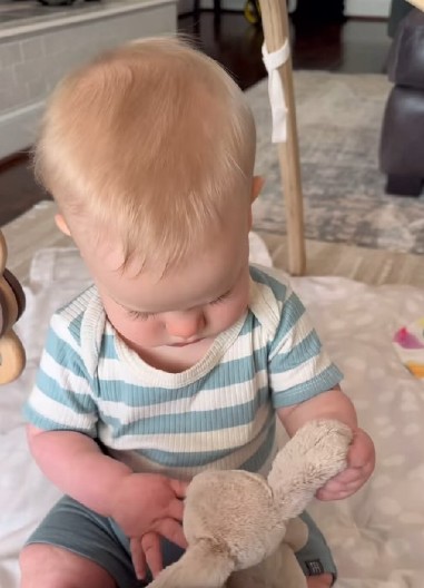 LUKA JE PRVI PUT U ŽIVOTU PROBAO PICU Njegova reakcija je sve nasmejala, niko nije mogao da ostane ravnodušan!