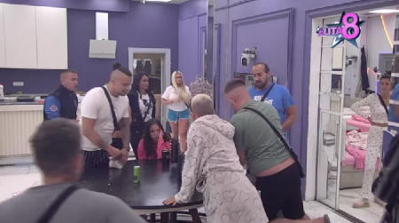 9 TAKMIČARA NAPUSTILO BELU KUĆU! Mesec dana pred finale doneta konačna odluka, Lepi Mića sve saopštio