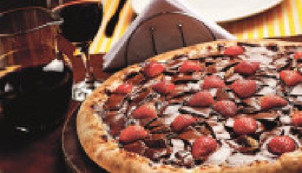 PICA SA ČOKOLADOM Italijanski klasik na sladak način, savršen za lepo veče sa prijateljima