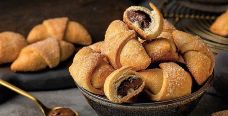 DOMAĆE KIFLICE SA LEŠNIK KREMOM Brze i slatke, zaboravićete na one iz pekare