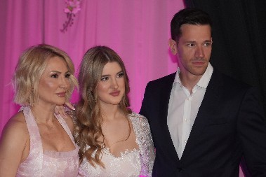 "NE ODUZIMAJ MI MOJE DETE, MOLIM TE" Sve o svađi Goce Tržan i njenog supruga, Raša moli samo za jedno: "Ona mi je sve što imam"