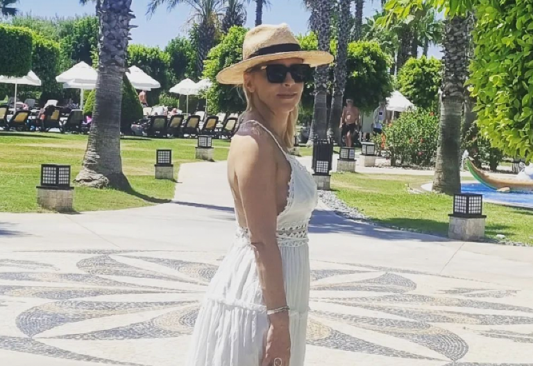 "KAO DA SI KRENULA NA PLAŽU, A NE U EMISIJU" Voditeljka na meti užasnih osuda, ovako je zapušila usta gledateljki!