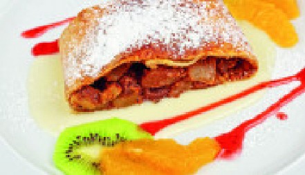 BEČKA ŠTRUDLA Mirisna poslastica sa jabukama oboriće s nogu sve koji je budu probali