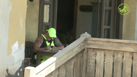 ON JE OSVOJIO TITULU NA FARMI Večeras je finale, a evo šta se dešava na imanju (VIDEO)