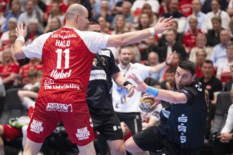 SRBI NA KORAK DO TROFEJA Marsenić i Milosavljev u finalu Lige šampiona, Magdeburg iznenadio Barselonu