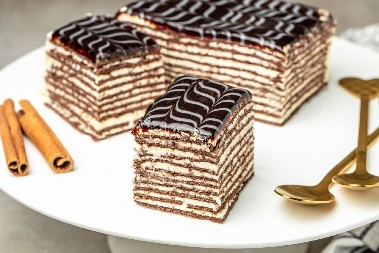 POSNA ROZEN TORTA Čokoladna poslastica koja se brzo napravi, a još brže pojede!