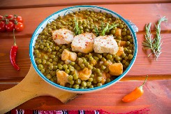 RECEPT ZA DINSTANI GRAŠAK SE NAJVIŠE TRAŽI Topi se u ustima i nema toga ko može da mu odoli