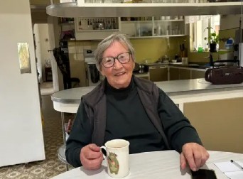 BAKA MIRA IMA 93 GODINE I JOŠ SAMA KUVA Godinama ne menja doručak, a jednu stvar nikad ne stavlja na tanjir