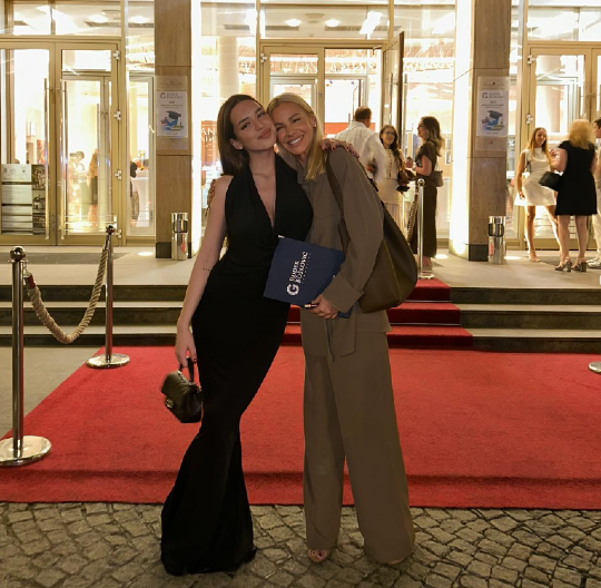 HANA IKODINOVIĆ ODLAZI IZ SRBIJE Nataša isplakala more suza, evo gde se seli pevačicina naslednica