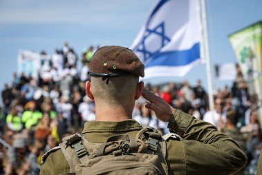 UPRAVO SE OGLASILA IZRAELSKA VOJSKA Bore se na 7 frontova, evo koliko će trajati rat sa Iranom